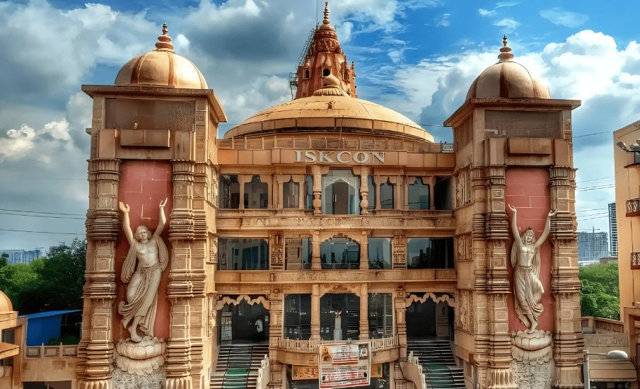 ISKCON Temple Noida, Gautam Buddha Nagar, Uttar Pradesh - Vushii.com